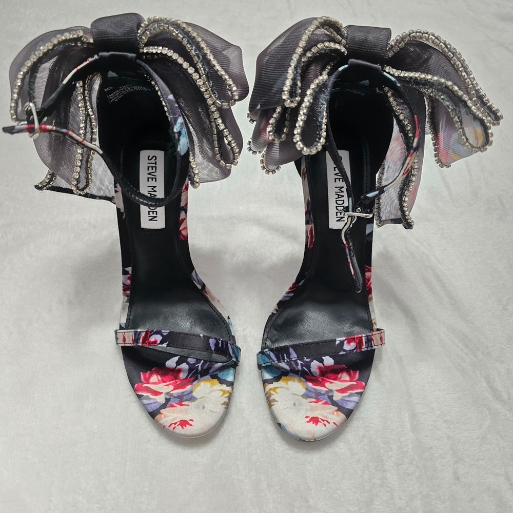 Steve Madden “BENNI” Black Floral Heels with Rhinestone Bow